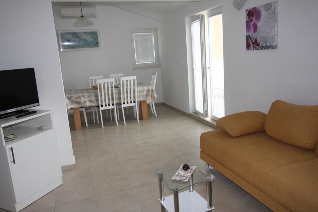 Mimice Bay Apartments Exterior photo