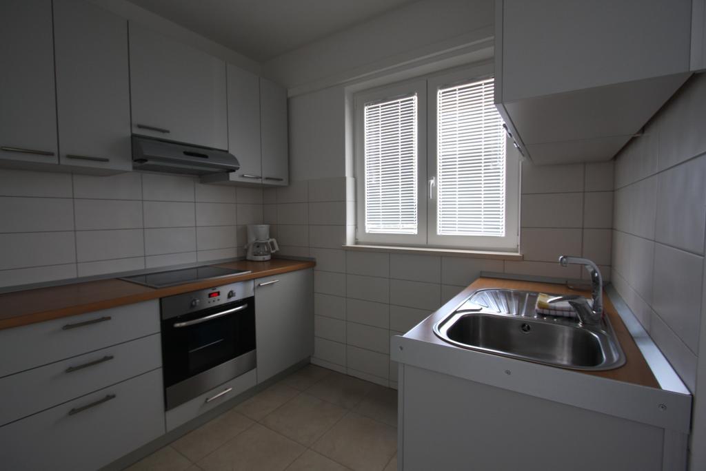 Mimice Bay Apartments Exterior photo